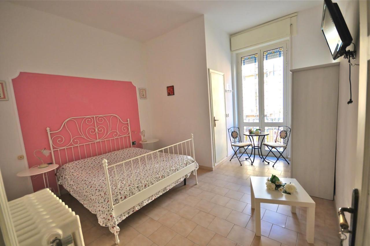 Villa Rosa Dei Venti Viareggio Rom bilde